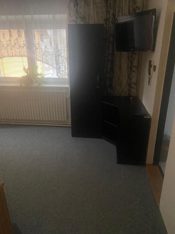 Apartmanovy Dum Velke Losiny Hotell Eksteriør bilde