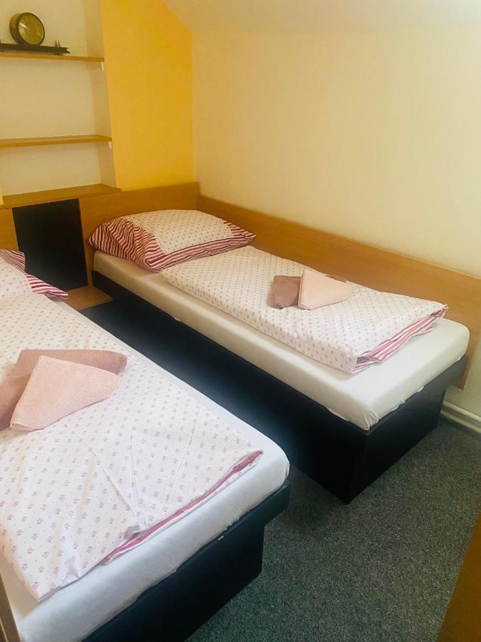 Apartmanovy Dum Velke Losiny Hotell Eksteriør bilde
